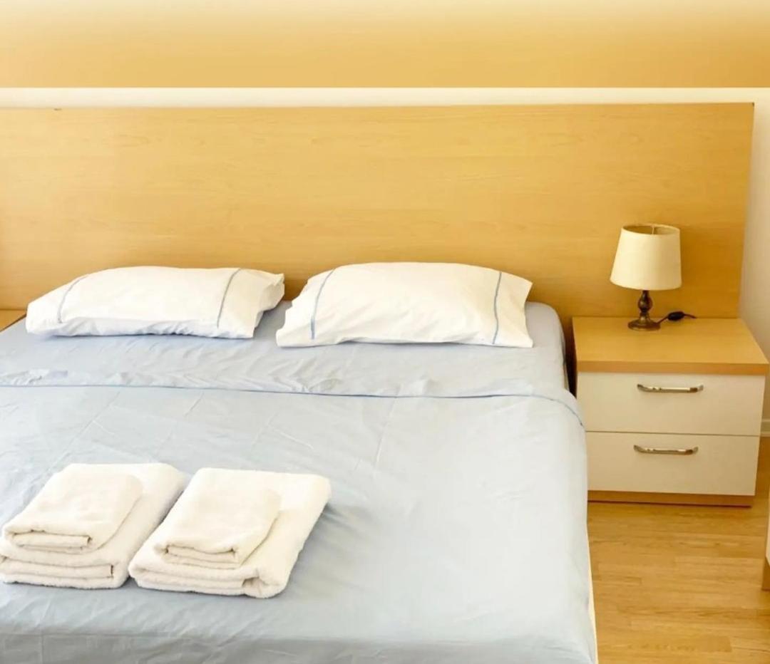 Beautiful And Lovely Apartment Tiranë Eksteriør bilde